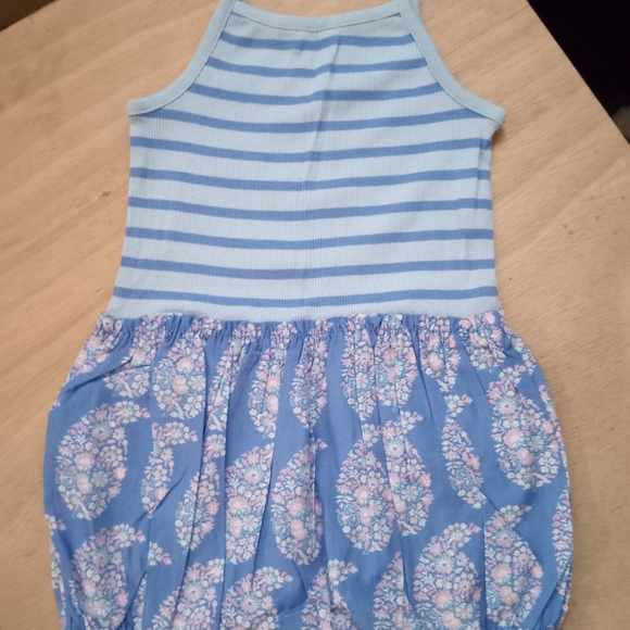 NWOT 12-18m Baby Gap Blue and White Striped/Floral Design Romper - Picture 4 of 4